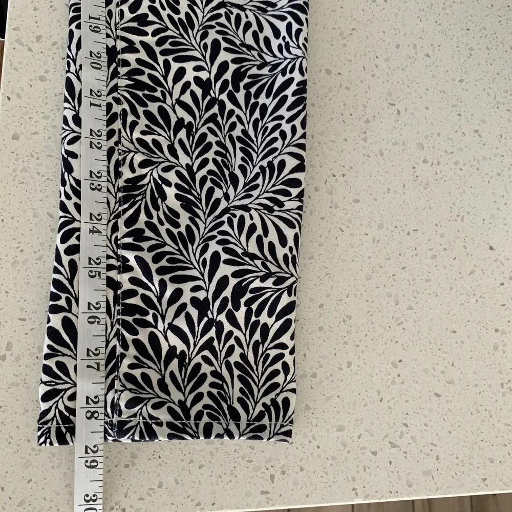 J Crew Midrise Toothpick Pants Black White Floral Print Size 29‎